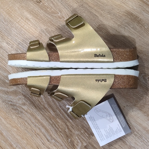 🟡 New In Box Women's Betula Leo leather  Gold Sandals size 41 - Picture 9 of 13
